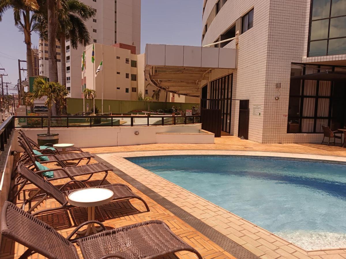 Acolhedora Em Hotel